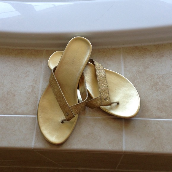 Nine West Flip Flops REDUCED