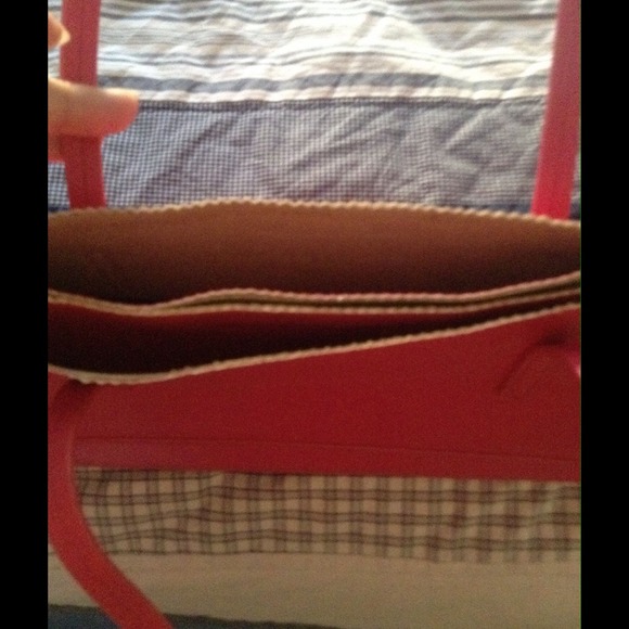 Faux leather pink purse🚫SOLD🚫 - Picture 2 of 2