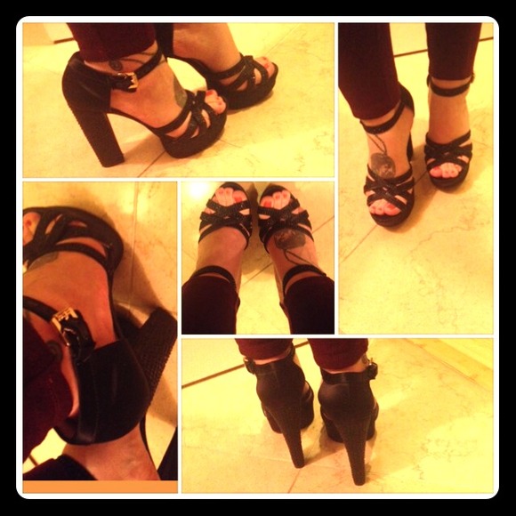 🎀bundle for @frugalbee🎀 MK pumps & JS heels
