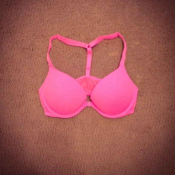 🚫SOLD🚫💕VICTORIAS SECRET BRA💕