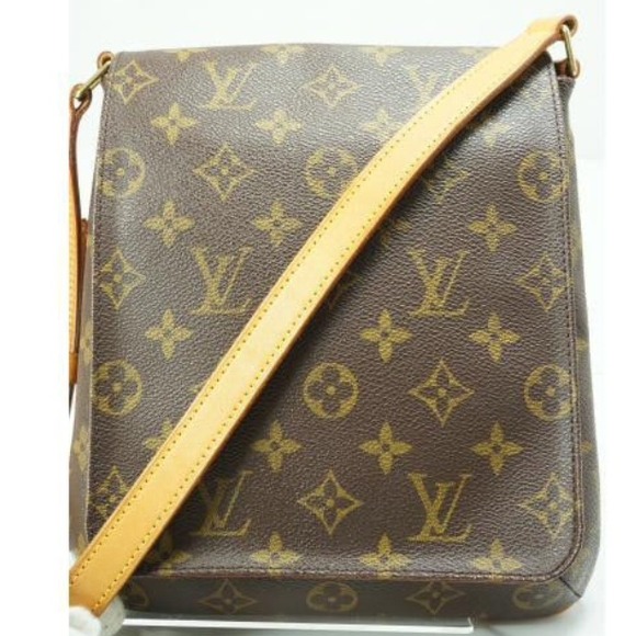⭕️SOLD⭕️💯% Authentic LV  Musette Salsa