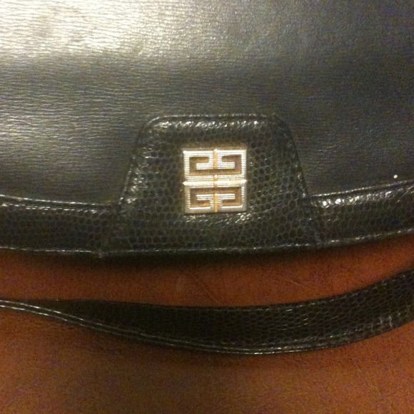 "sold on ebay"Givenchy shoulder bag crossbody - Picture 2 of 4