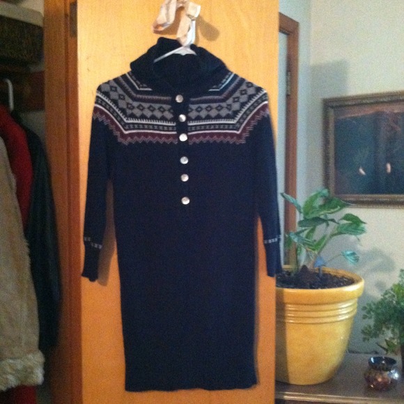 Sweater dress with hoodie