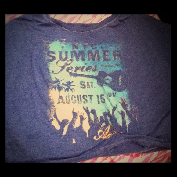 Aeropostale shirt large