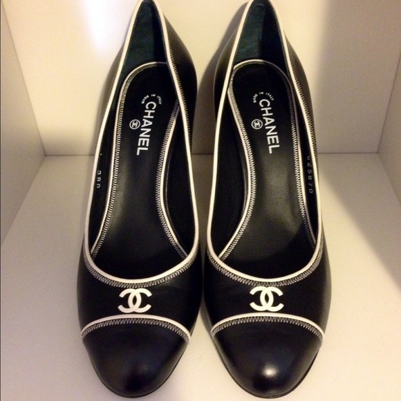 CHANEL Shoes - Chanel black with white stitching cap pumps heels
