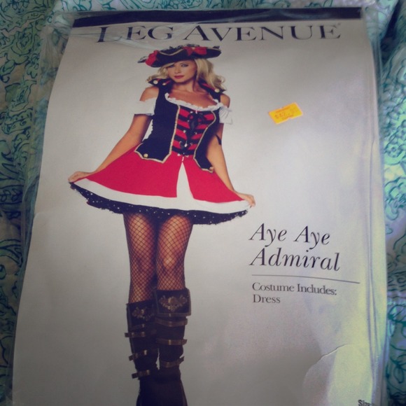 New pirate Halloween costume!