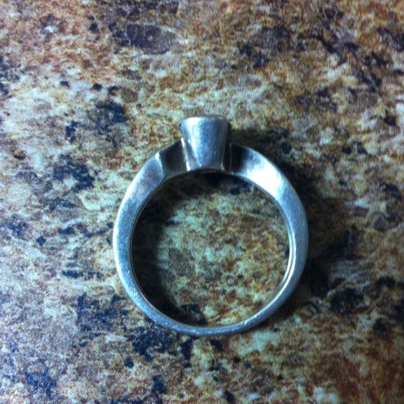 Ring - Picture 2 of 2