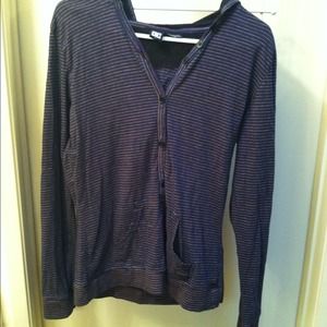 DC Thin Pullover Hoodie