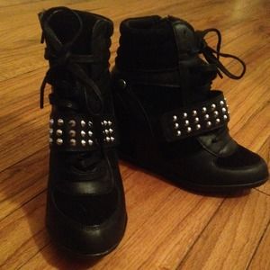 Black Wedge Sneaker