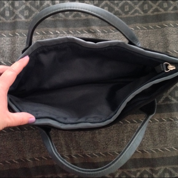 Kenneth Cole Handbag - Picture 3 of 4