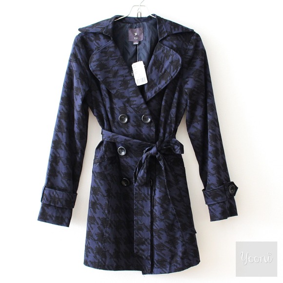 Houndstooth Trench Coat - Picture 3 of 3