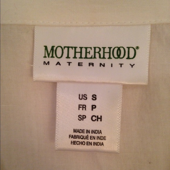 White, sleeveless, maternity button down. - Picture 2 of 2