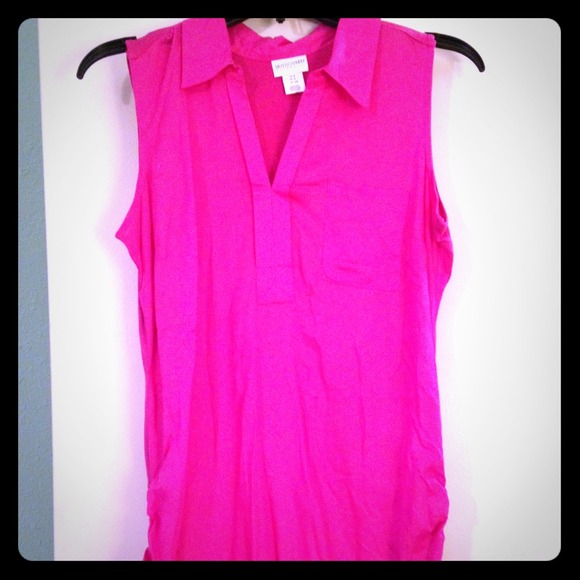 Hot pink sleeveless maternity shirt. - Picture 1 of 1