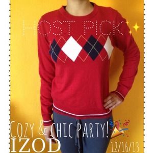HP✨12/16/13🎉Cute Red IZOD sweater 😊💕
