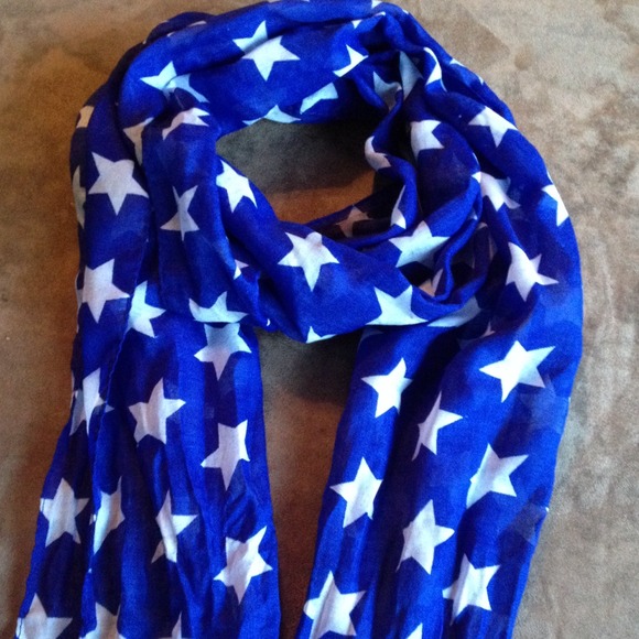 Scarf - Picture 4 of 4
