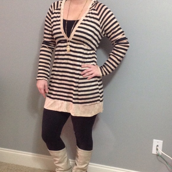 🚫SOLD IN BUNDLE🚫 Buckle Tunic