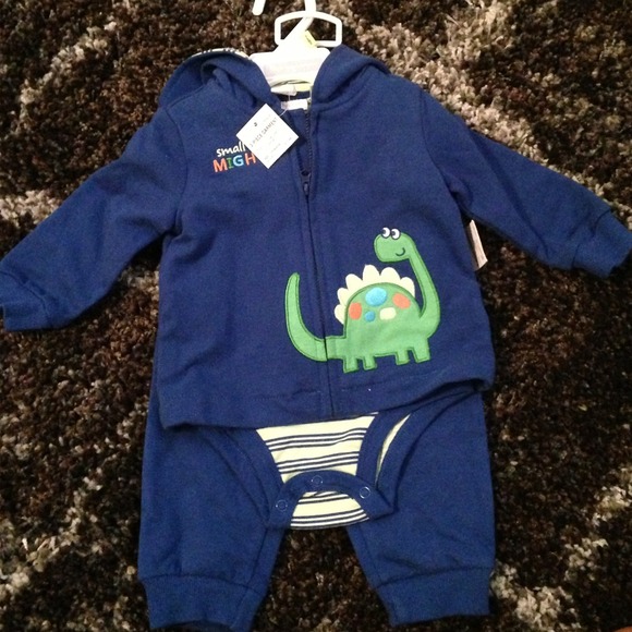 SOLD New baby clothes