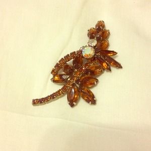 Vintage Brooch with Amber stones
