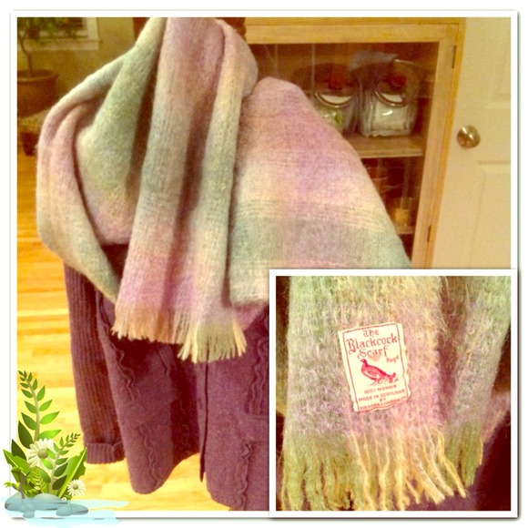 HOLD FOR ALASKA1 💕MOHAIR SCARF 💜 SCOTLAND