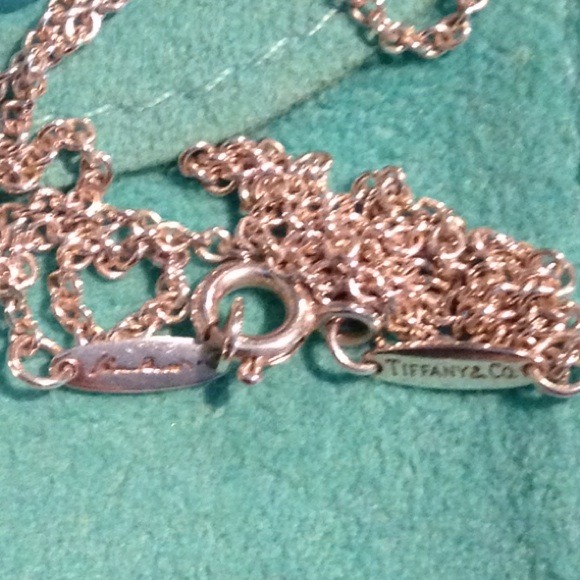 Authentic Tiffany Elsa Peretti® Open Heart Pendant - Picture 3 of 4