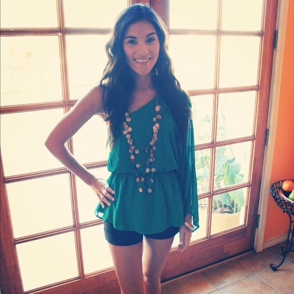 Asymmetrical green top from forever 21