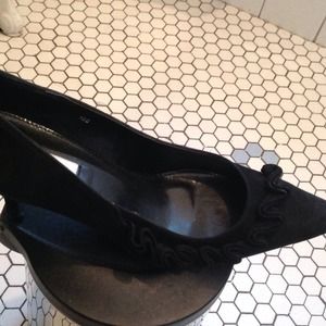 Black Suede Pump
