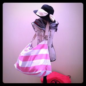 NWT Victoria's Secret travel cross body duffle bag