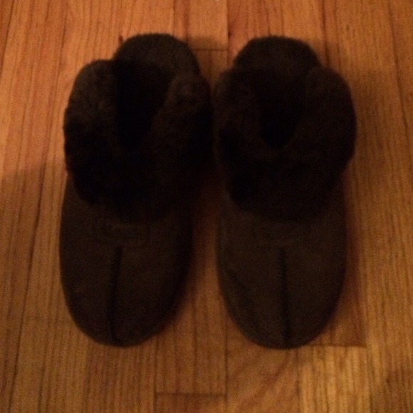 Reduced ugg slippers!!! TRADED!