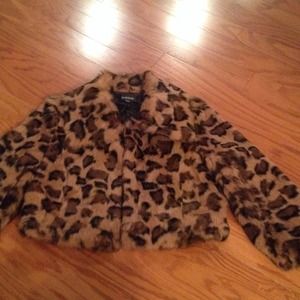 Leopard print Crop rabbit jacket!!!!