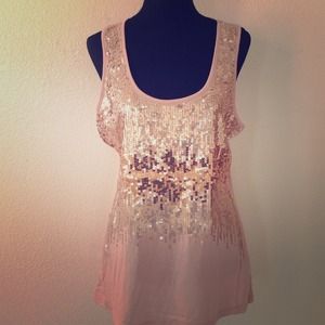 🚨SOLD🚨 Light peachy pink beaded tank