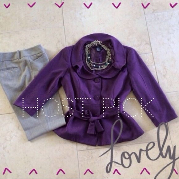 🚫SOLD in Bundle🚫🎉HOST PICK🎉Purple Blazer