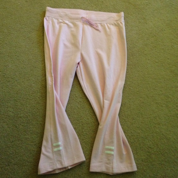 🎁Sold🎁@shannie38Pink sweat pants never worn