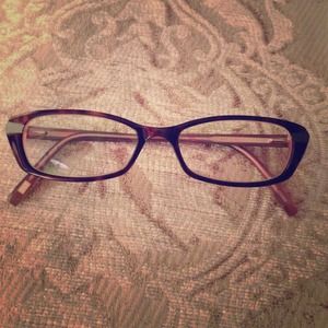 Tortoise and light pink glasses