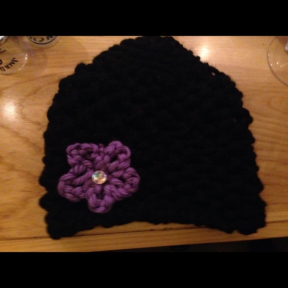 Winter hat - Picture 2 of 3