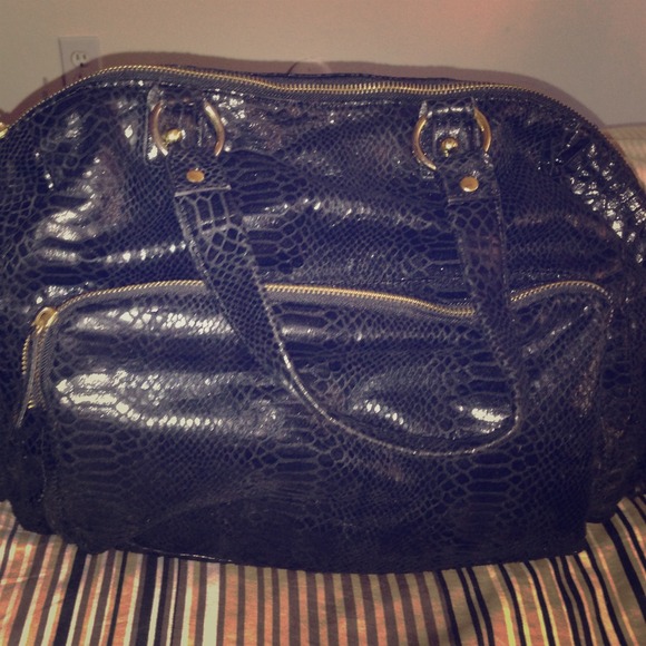 ✨✨REDUCED✨✨Aldo Accessories blk snake prnt handbag