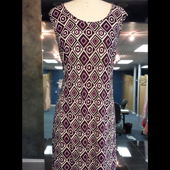 Stretch Purple and White Dress Size 1x