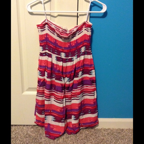 ❌SOLD❌Forever 21 - Pink Tribal Print Dress