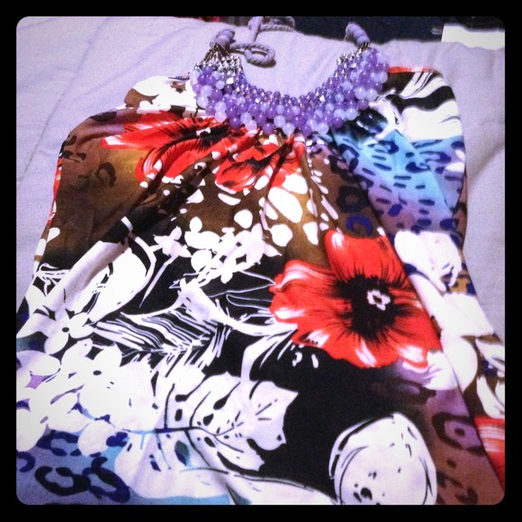 Very Hawaiian dress