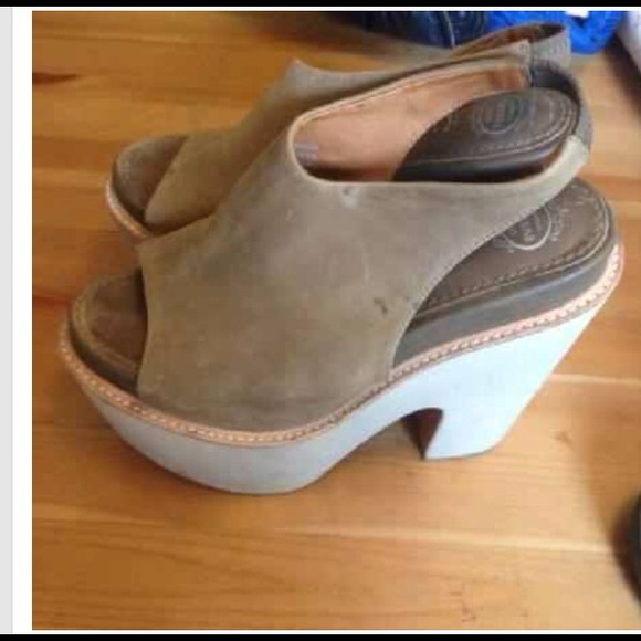🚨SOLD ON VINTED🚨Jeffrey Campbell Platforms