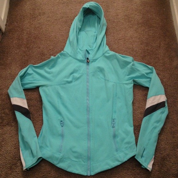 HOLD - Lululemon and kirkland - BUNDLE