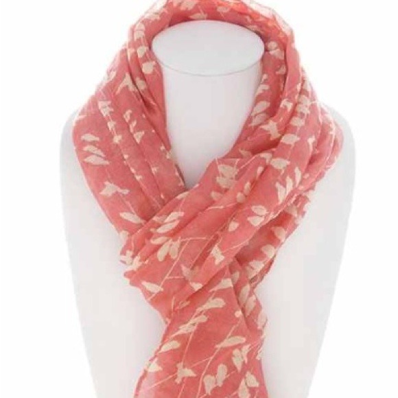Accessories - 🚫SOLD🚫 pink bird scarf