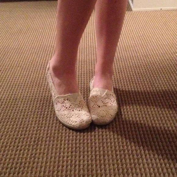 Cato Shoes - 🚫 SOLD IN A BUNDLE 🚫 Cato Cream Lace Slip-Ons