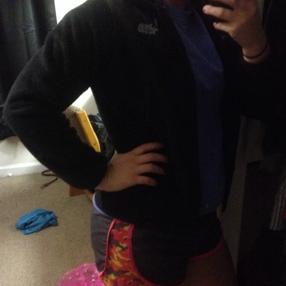 North face jacket - Picture 3 of 4