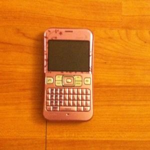 Sanyo pink sprint phone hardly used