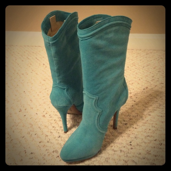Brand New Boutique 9 cute boots