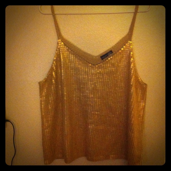 Gold sequin sparkly tank top & crochet top