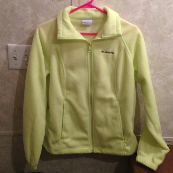 Columbia jacket --- color neon:))