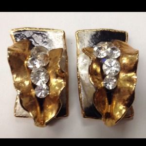 1980s Vintage Auth Lacombe post Earrings