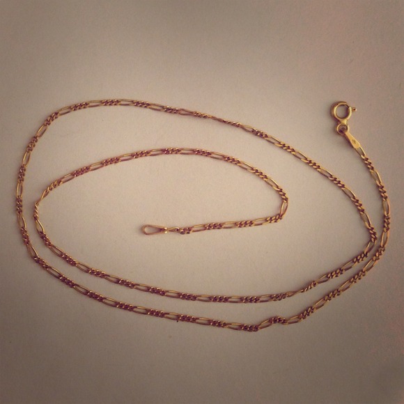 🚫SOLD🚫10K Figaro Chain 16"