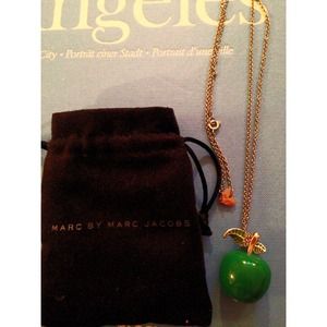 Marc by Marc Jacobs Apple Necklace "Watch"